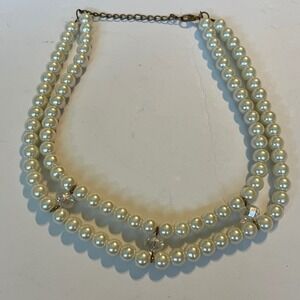 Pearl Necklace Three Strand Faux Pearls Crystal Accents Costume‎ Jewelry